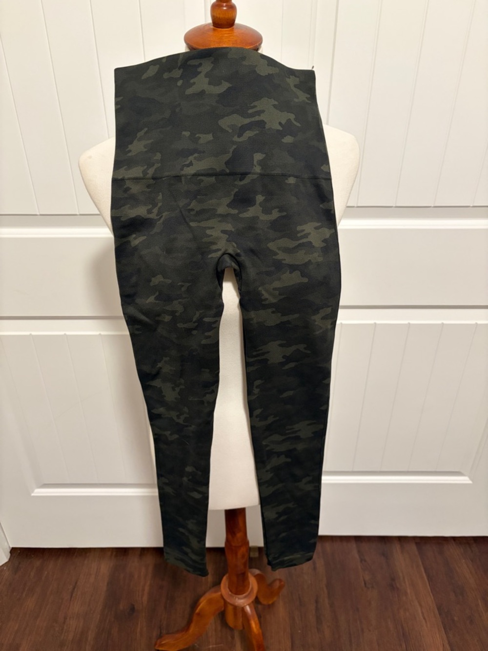 SPANX Olive Green Active Leggings
